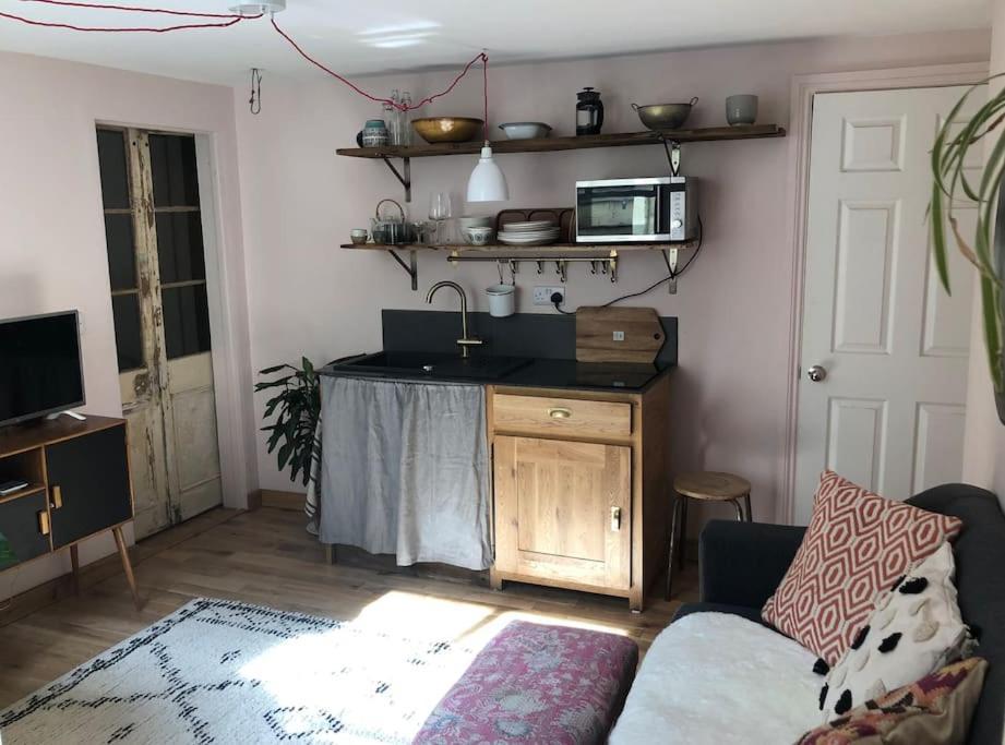 Apartamento Beautiful, Well Positioned Flat In Clifton Wood Bristol Exterior foto